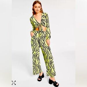 Bar 3 Neon Zebra Print Matching Set